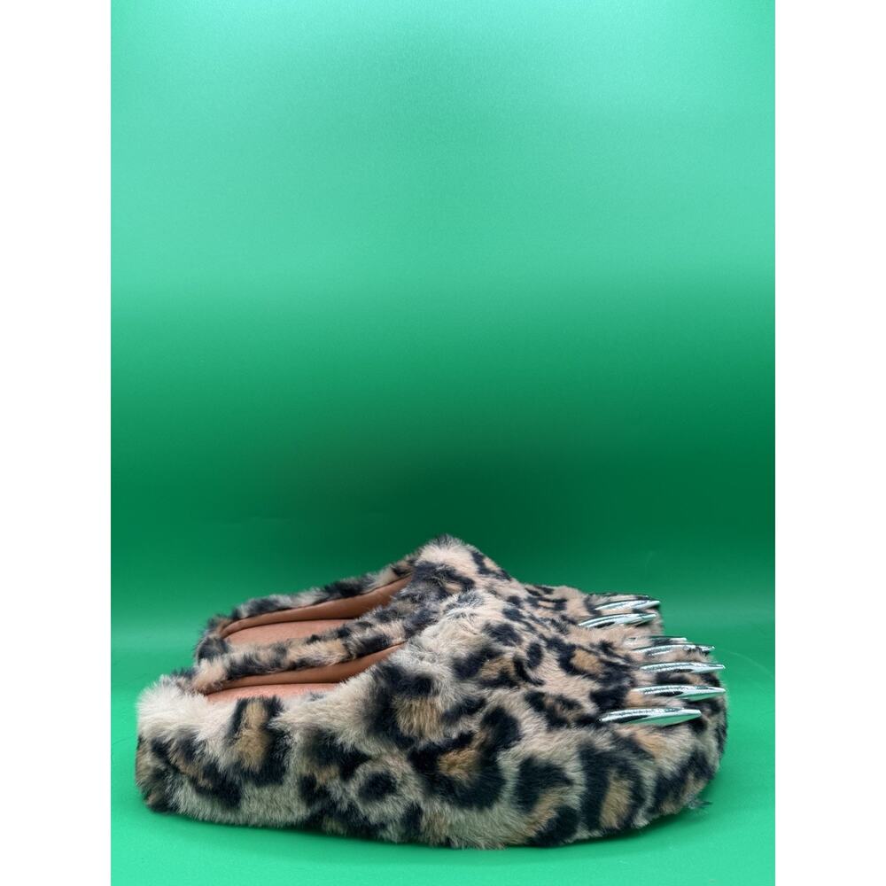 Bravest Studios Bear Claw Mules Black Size 6 Brand New In Box